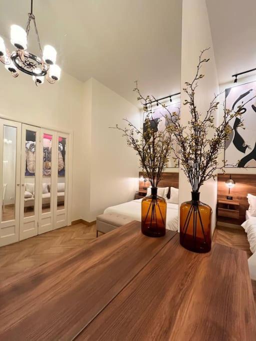 Littlehouse- Entire Property For Maximum 4 People Bucarest Extérieur photo