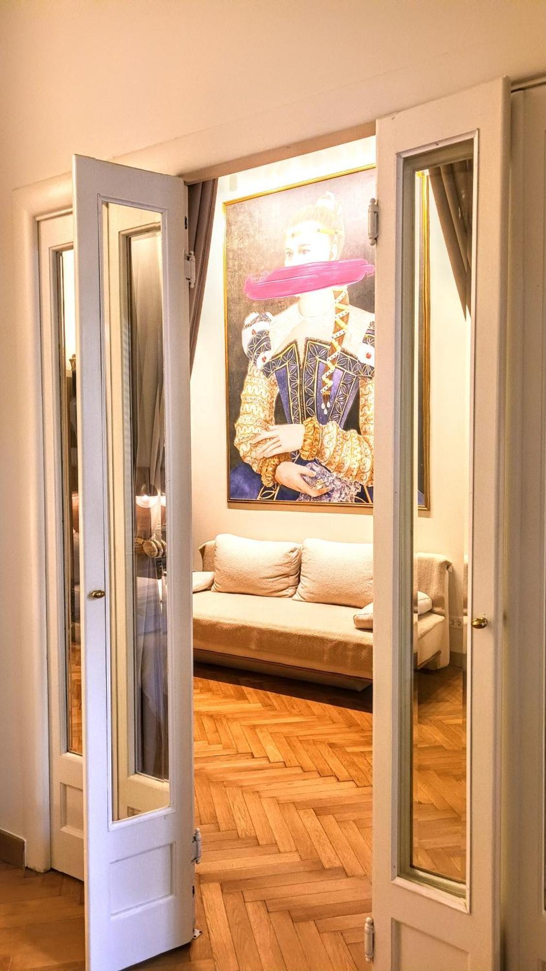 Littlehouse- Entire Property For Maximum 4 People Bucarest Extérieur photo